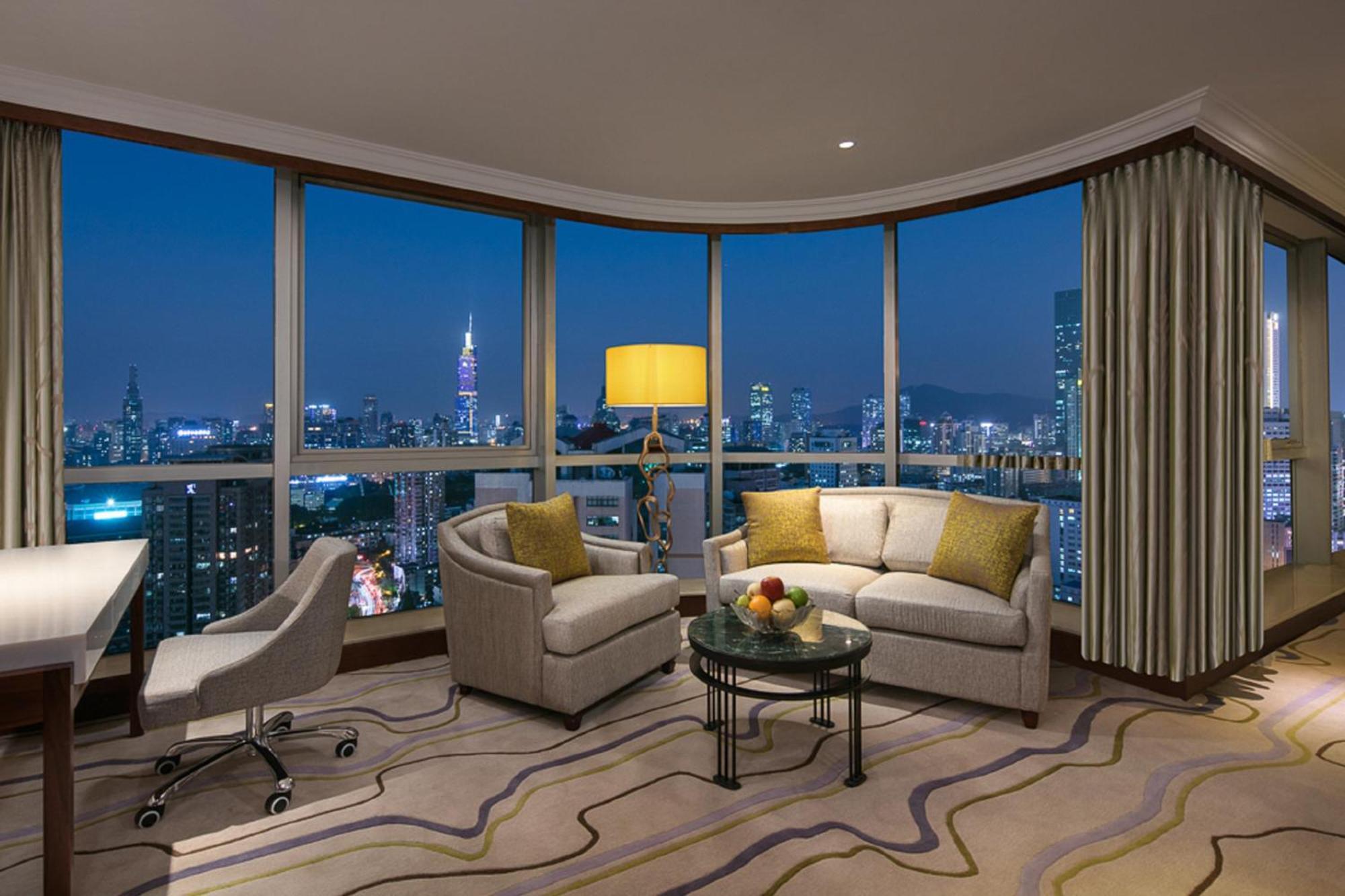 Sheraton Nanjing Kingsley Hotel & Towers Dış mekan fotoğraf